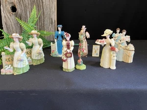 One Avon Collectable Figurines. 2004- 2010. President’s Club Celebration. - Bild 1 von 24