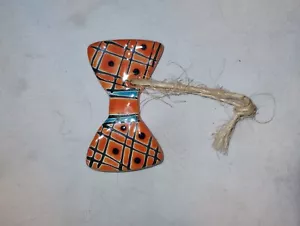 New Bow Tie Ceramic Christmas Ornament By Temp-tations - Picture 1 of 2