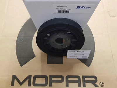 Polea cigüeñal motor Jeep Wrangler 2007-2018 2,8 CRD NUEVO MOPAR 68027598AB Foto 1 de 2