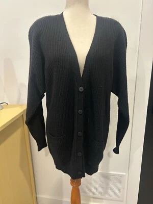 Cárdigan grande tejido con cable de cachemir negro vintage exclusivo de Neiman Marcus Foto 1 de 4