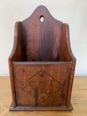 19th C. PRIMITIVE SALT BOX WOOD VICTORIAN ERA HANGING SIT ANTIQUE PATINA - Image 1 of 4