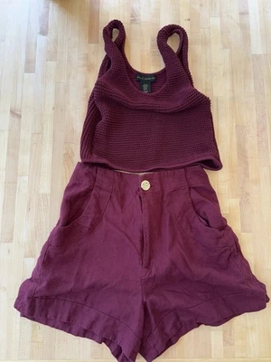House Of Harlow Borgoña Conjunto Pantalones Cortos y Tanque Xs a Juego  Foto 1 de 4