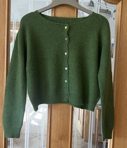 100% Cashmere Cropped Cardigan Bust 106cm Length 46cm fits M/L green - Picture 1 of 17