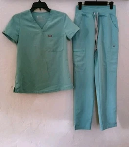 NEW Figs Srub Set High Waist Yola Pants Size XS & Catrina Slim Top Sz XXS Aqua - Picture 1 of 2