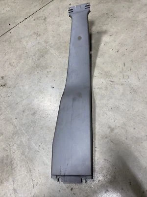 Jeep Cherokee XJ 84-96 lado del pasajero B pilar moldura gris OEM (B96) Foto 1 de 4