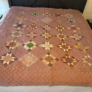 Trapunta antica fatta a mano marrone materiale casalingo retro bordeaux davanti adatto letto matrimoniale - Foto 1 di 14