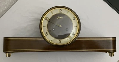 Junghans Exacta Kaminuhr Buffet Uhr mit Schlagwerk Vintage Uhr - Bild 1 von 4