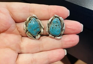 Vintage Southwestern Old Pawn Hand Silver Turquoise Nugget Clip Earrings Navajo - Picture 1 of 6