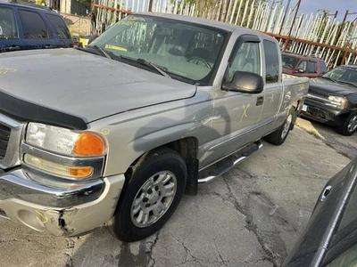 Radiator Fits 01-02 05-13 SIERRA 1500 PICKUP 579270 Foto 1 de 4