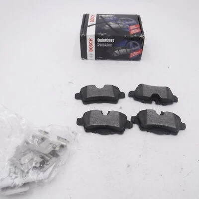 Juego de pastillas de freno de disco trasero Bosch BP1309 con hardware para Mini Cooper 2007-2015 Foto 1 de 3