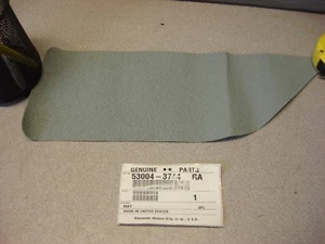 KAWASAKI NOS OEM FOOT BOARD MAT RIGHT JH 750 JET SKI 1992-1996 53004-3744-RA - Picture 1 of 1