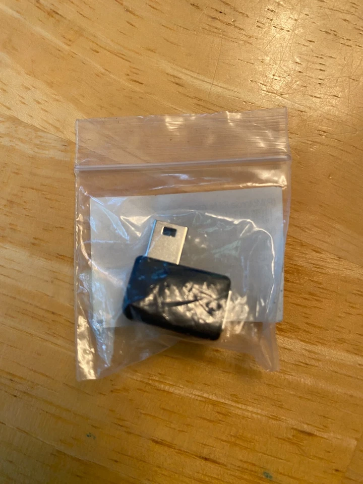 Motorola SKN6182 EMU MiniUSB Right Angle Adapter for Razr V3 V3a V3c V3m V3i V3s - Image 1 of 2