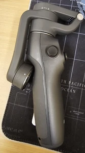 DJI Osmo Mobile 6 Stabilizer 3-axis Stabilization - Gimbal + Tripod Only - Picture 1 of 3