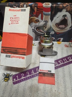 Ford Lincoln Mercury V8 1984-85 Novo Genuíno Motorcraft Válvula EGR CX-1095 - Imagem 1 de 4
