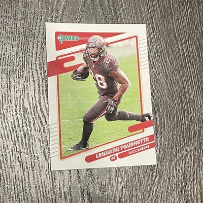 2021 Donruss Buccaneers Leonard Fournette - Image 1 of 2