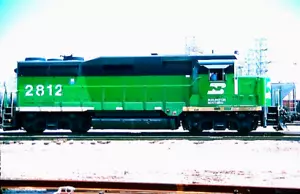 ORIGINAL KODACHROME SLIDE BURLINGTON NORTHERN GP-39M #2812 JUNE 1990 - Picture 1 of 1