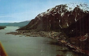 Postal postal: vista aérea, Juneau, Alaska, años 50 - Imagen 1 de 2