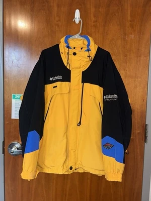 Columbia Fleece Lined Interchange Jacket - Size L - Vintage Titanium Omni Tech - Image 1 of 4