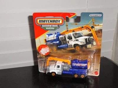 MATCHBOX 2025 WORKING RIGS 11/16 FREIGHTLINER M2 106 DIECAST VEHICLE - Image 1 of 4