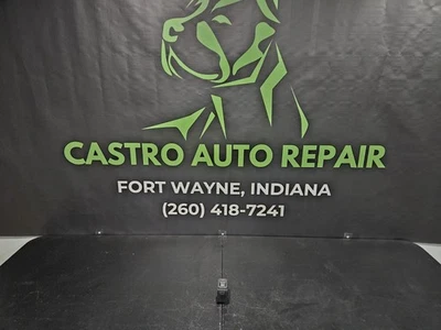 Interruptor de control de asiento térmico Subaru Legacy Outback 2007-09 OEM P/N 83245AG02A Foto 1 de 3