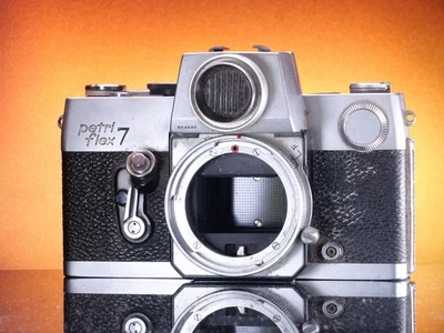 Cámara fotográfica Petri Flex 7 vintage 35 mm SLR SIN PROBAR - SOLO PIEZAS #554646 Foto 1 de 4