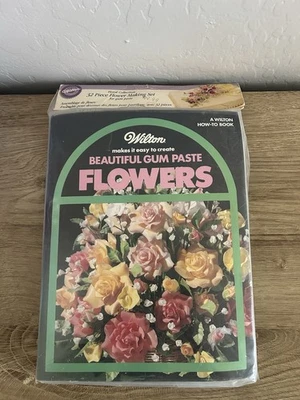 Wilton® Gum Paste Flower Making Set (32 Pieces) Vintage 90’s New & Sealed - Image 1 of 4