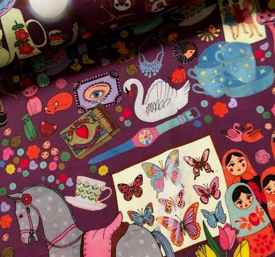 Stoff Meterware Baumwollstoff Baumwolle 50 cm Märchen Matroschka Pferd Abstrakt  - Bild 1 von 4