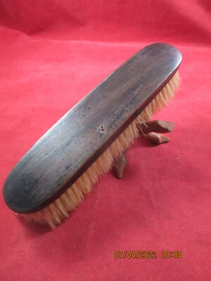 Cepillo antiguo vintage de cerdas suaves para cabello y caoba para ropa de silla de montar de zapatos Foto 1 de 4