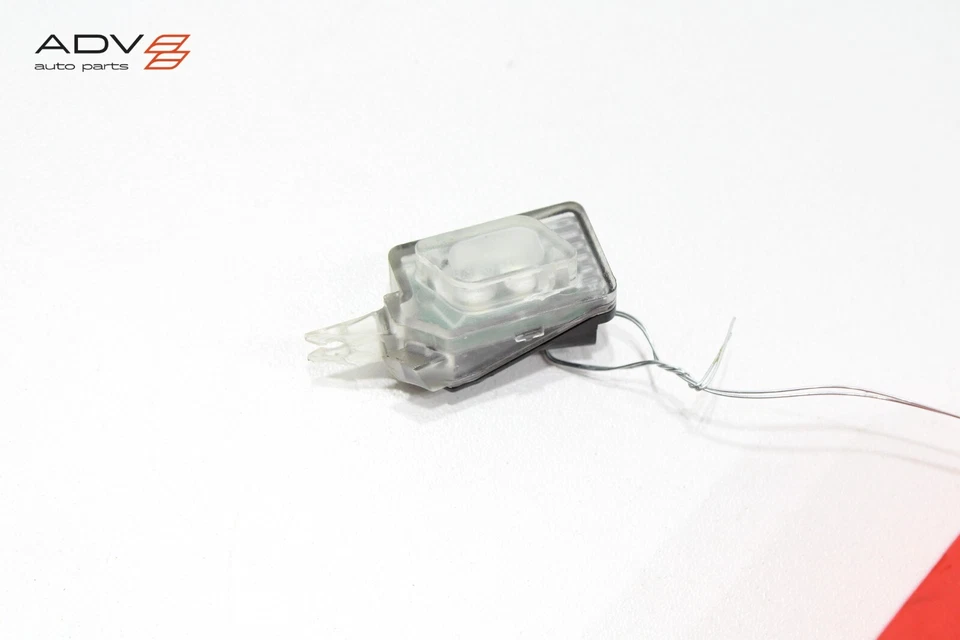 AUDI S5 A5 2018-2024 PUERTA TRASERA IZQUIERDA LUZ CORTESÍA LÁMPARA OEM Foto 1 de 4