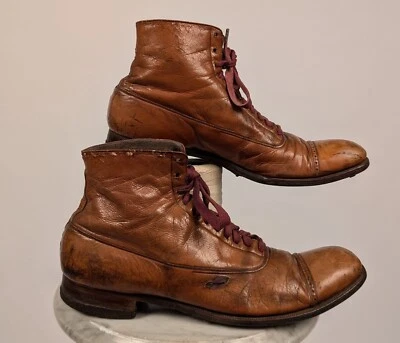 ANTIQUE 1920’S MEN’S BUTTER BROWN BOOTS W LACING BY FLORSHEIM SHOE CO - Image 1 of 4