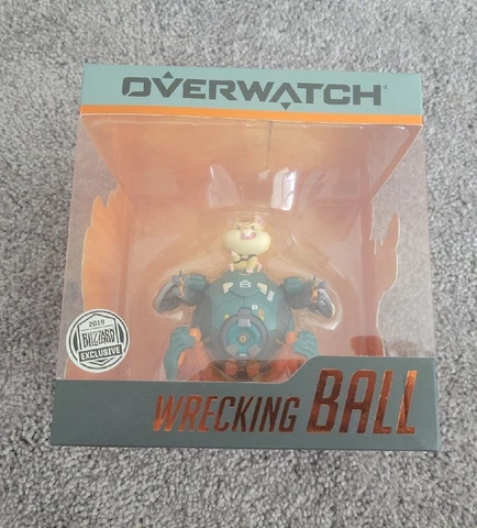 Overwatch Cute But Deadly Wrecking Ball Hammond Figure Blizzard 2019 Exclusive Cover