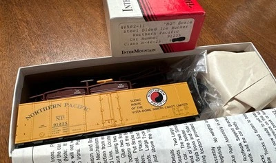 Intermountain HO Kit #40502-11 Steel Side Ice Bunker Northern Pacific #91235 NY - Image 1 of 4