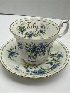Vintage Royal Albert July Vergissmeinnicht Teetasse & Untertasse England TOP - Bild 1 von 7