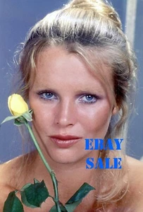 KIM BASINGER Rare PHOTO g Sexy Portrait HOT PIC 9 1/2 & James Bond Girl - Picture 1 of 1