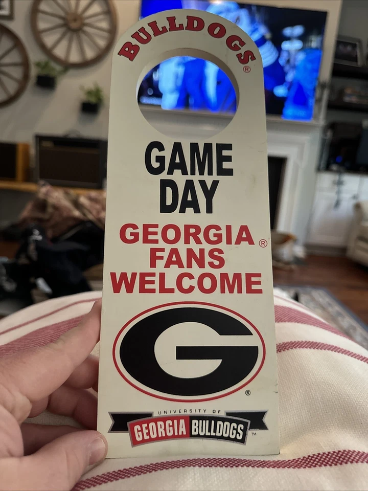 Universidad de Georgia Bulldogs Gameday perilla de puerta colgante puerta trasera UGA Dawgs 21 22 Foto 1 de 2