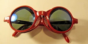 Vintage Retro 1980's Goggle Style Red Plastic Frame Sunglasses Blue Lenses - Picture 1 of 15