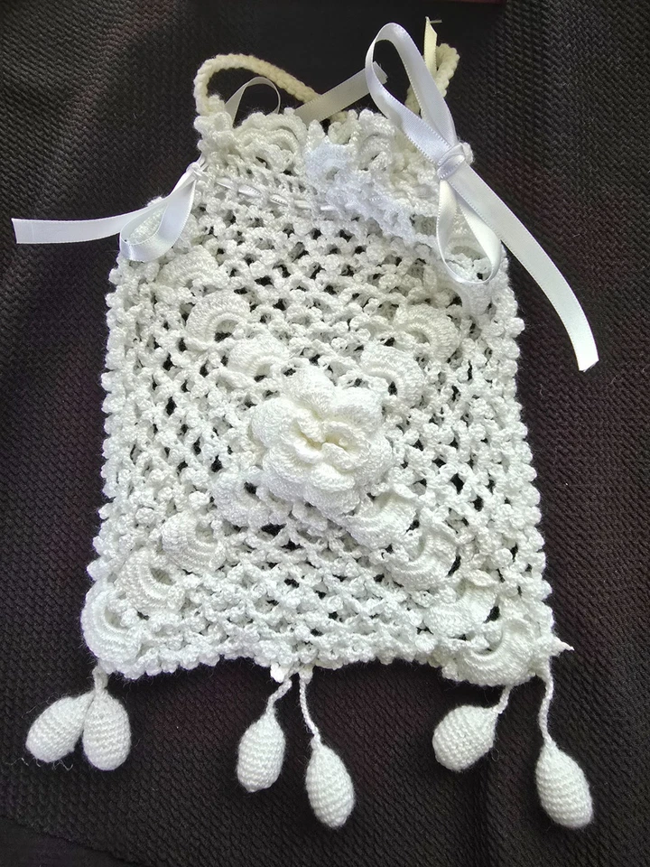 Bolso de boda vintage de ganchillo recreación: era eduardiana Foto 1 de 3