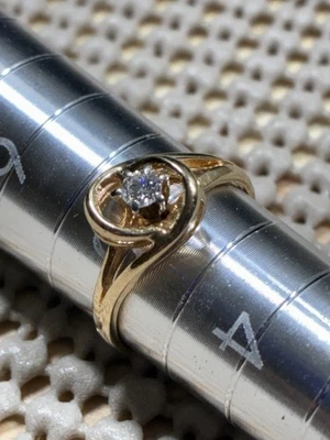 Золотое кольцо с бриллиантом 14 карат — индивидуальный дизайн 0,20 карата, размер 5 — элегантное бывшее в употреблении - Изображение 1 из 4