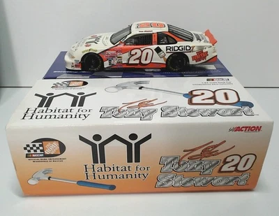 Action NASCAR 托尼·斯图尔特家得宝/人类栖息地 1: 24 比例库存汽车 — 第 1/4 张图片