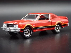 1976 76 PLYMOUTH VOLARE ROAD RUNNER ORANGE 1/64 SCALE DIORAMA DIECAST MODEL CAR - Picture 1 of 8