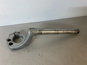 TRIUMPH SPRINT 955 ST 1998-02 RIGHT HANDLEBAR HANDLE BAR - Picture 1 of 4
