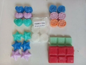 Beautifully scented and coloured wax melts - Picture 1 of 7