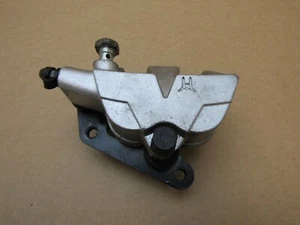 Pinza de freno delantera Derbi Baja 125 2016 12.858 millas (14077) - Imagen 1 de 6