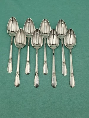 1847 Rogers Bros. Oval Soup Spoons ADORATION Set Of 8 SilverPlate 7 1/4" - Image 1 of 4