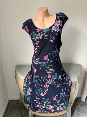 Vestido Midi Connected Apparel Floral Malla Azul Marino Años 90 Y2K Fairy Grunge 24W 3X Foto 1 de 4
