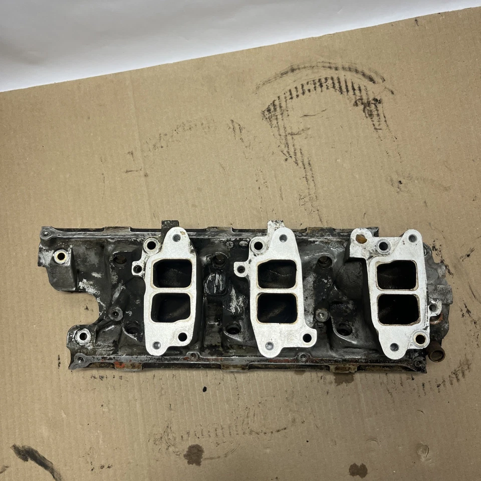 1986-1992 ford ranger 2.9L lower Intake Manifold OEM - Image 1 of 4