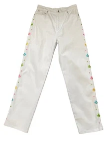 Quacker Factory Women’s White Jeans Floral Garden Embroidered 5 Pocket Size 6 - Picture 1 of 8