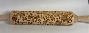 Embossed Christmas Designs Wooden Rolling Pin 14.75 Handle To Handle - Picture 1 of 7