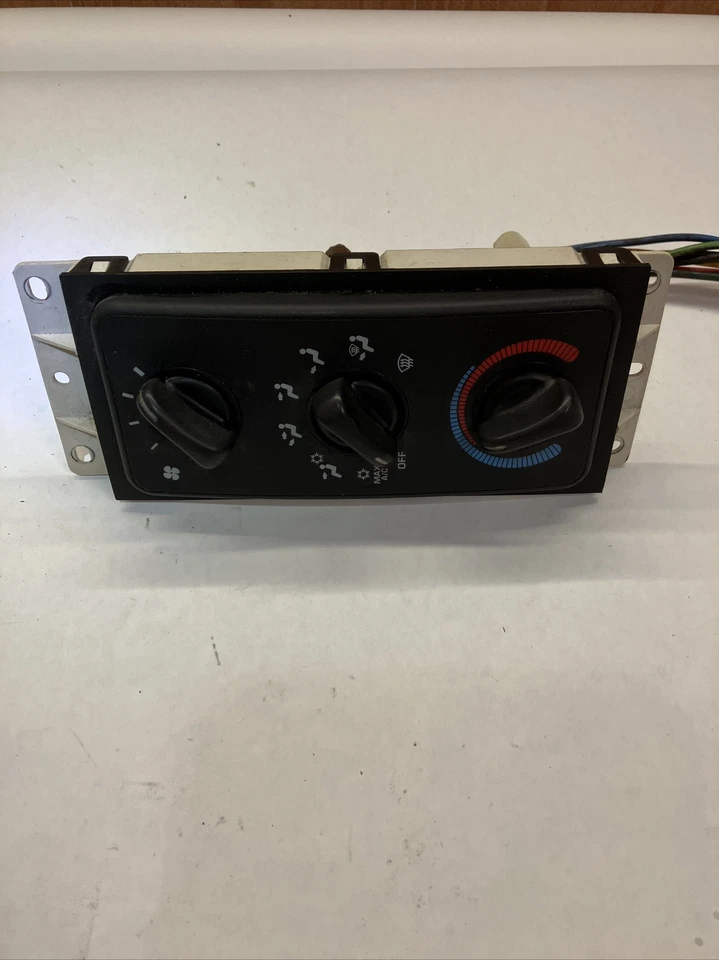 Dodge Durango 1998 1999 calefacción aire acondicionado temperatura climatización climatización Foto 1 de 4