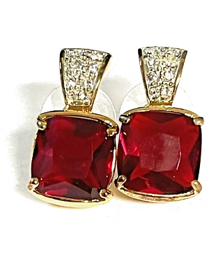 Pendientes Premier Designs rojo rubí con diamantes de imitación transparentes Foto 1 de 4